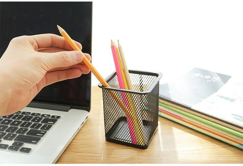 簡約實(shí)用，一筒多用 創(chuàng)意筆筒收納盒打造整潔高效辦公桌面
